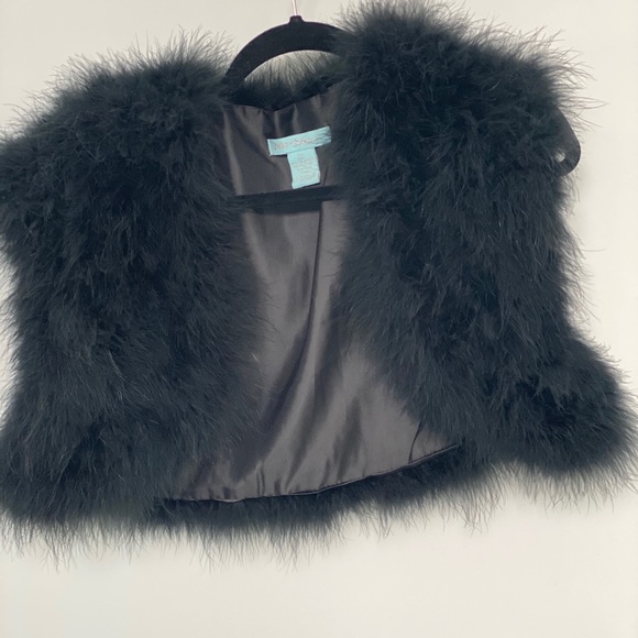 Betsey Johnson Jackets & Blazers - Betsy Johnson Shrug